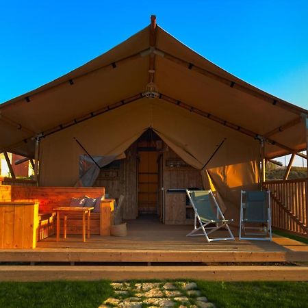 La Viola E Il Sole - Alloggi E Glamping - Fermo Exterior photo